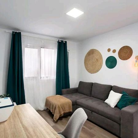 Апартаменты The Greey'S House, Telde Меленара Экстерьер фото
